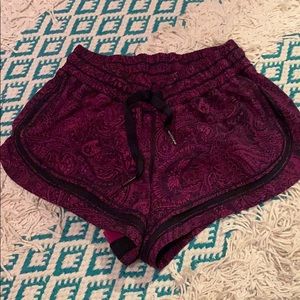 Lululemon shorts size 4